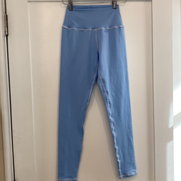 Never worn! Light blue Revly legging - Picture 2 of 3